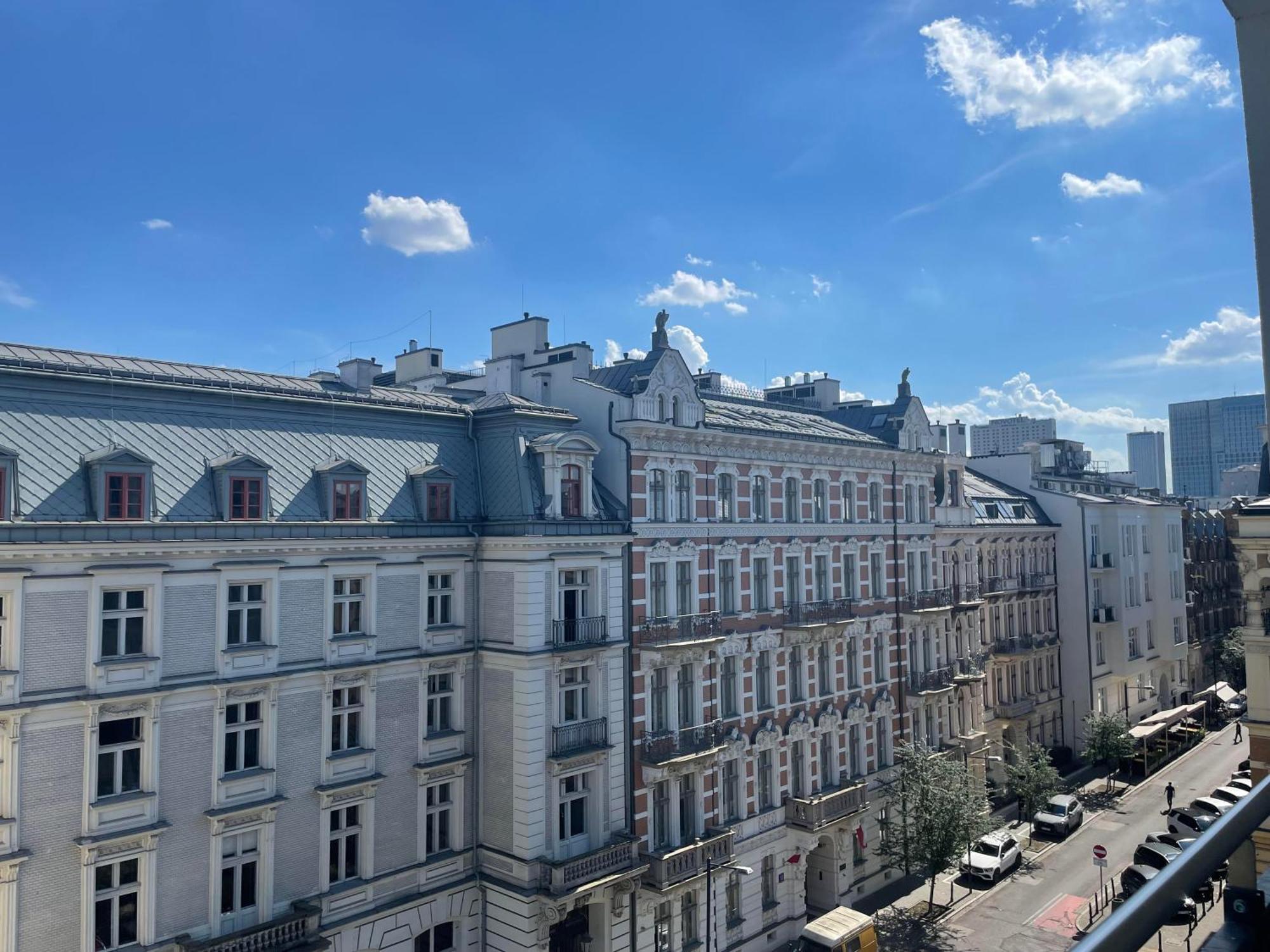 Comewa Apartments Варшава Екстериор снимка