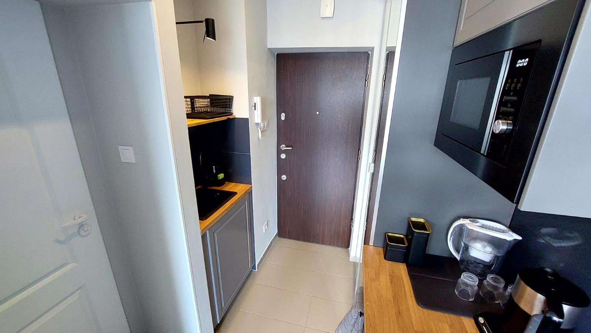 Comewa Apartments Варшава Екстериор снимка